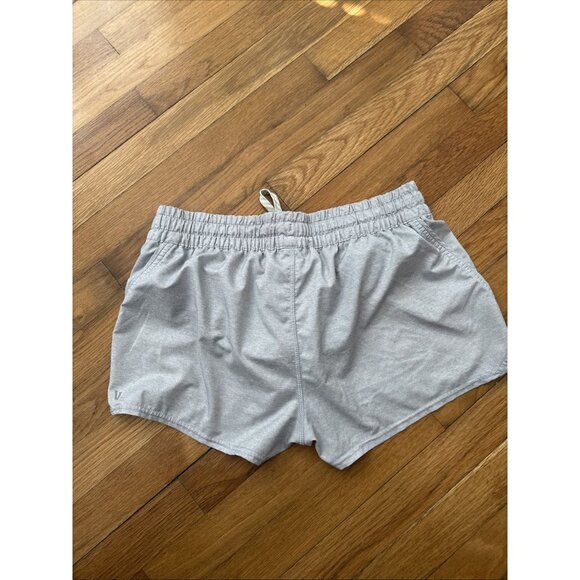Vuori Shorts Women's Clementine 2.0 Performance Size L - Picture 3 of 5